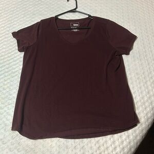 V neck tee